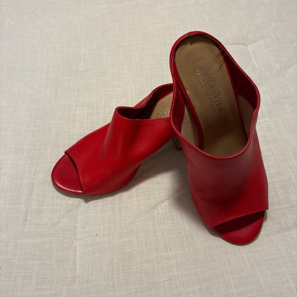 Shoes - Picture 1 of 6